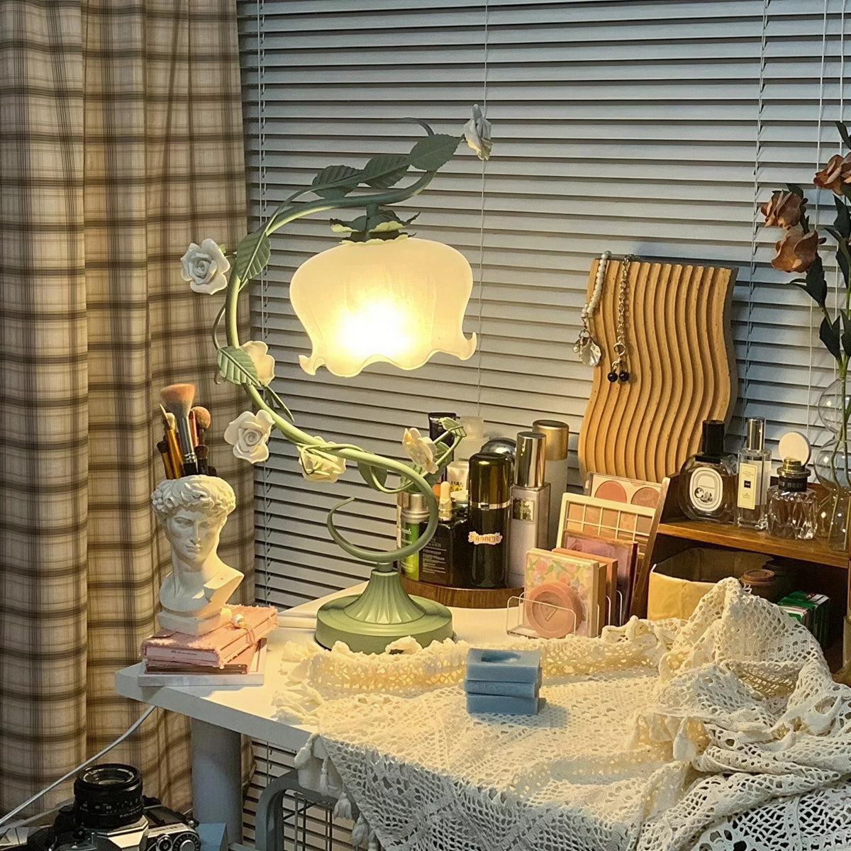 Decorative Bedside Nightstand Table Lamp With Flower Design