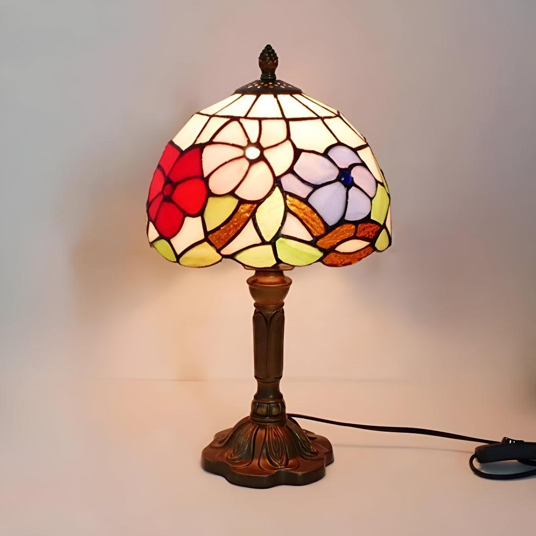 Retro Bedside Table Lamp With Tiffany Style Shade