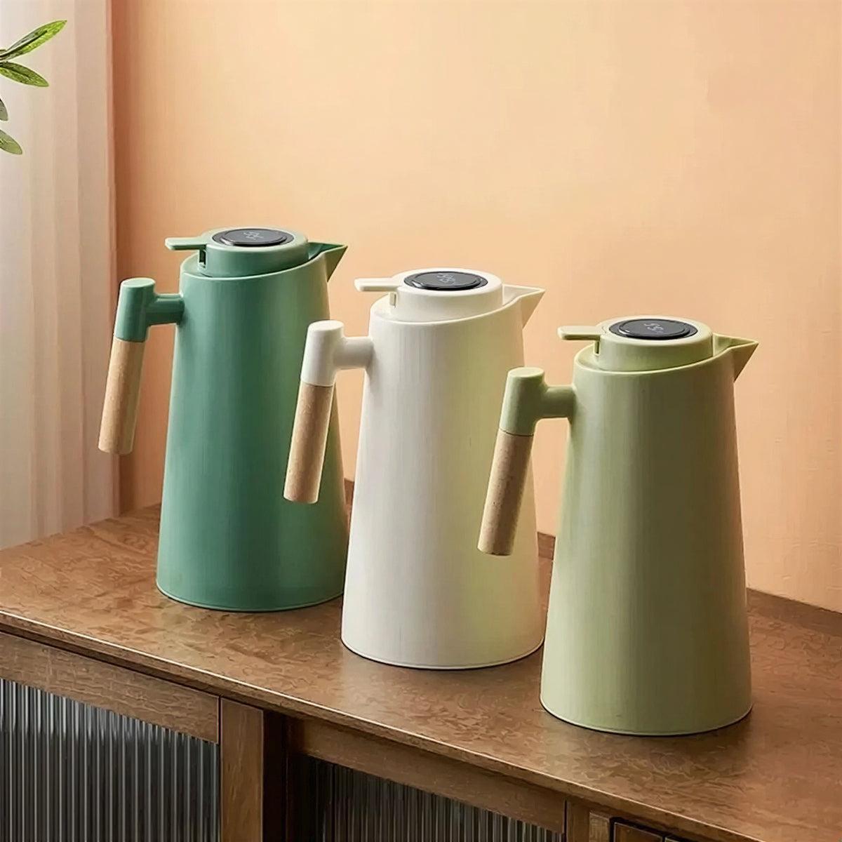 Thermal Insulated Water Jug With Integrated Digital Temperature Display Screen